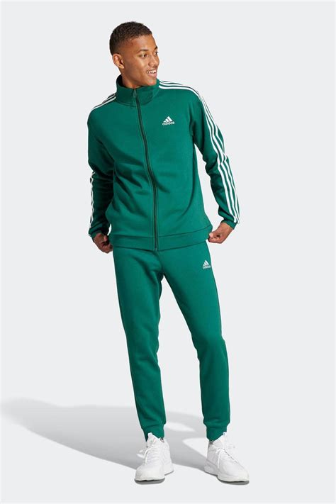 adidas pak donkergroen